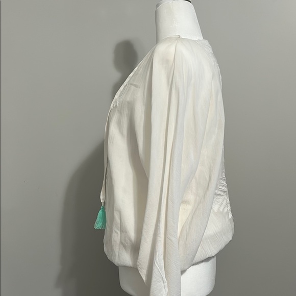 Misty Robertson Cream Embellished Relaxed long Sleeve Blouse, New with Tags . - Picture 2 of 10